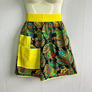 1960s 1970s Bold Mod Paisley Print Apron with Pockets